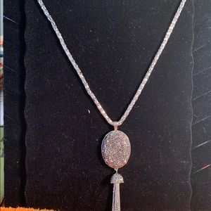 Silver pendant necklace 19.5 inches long